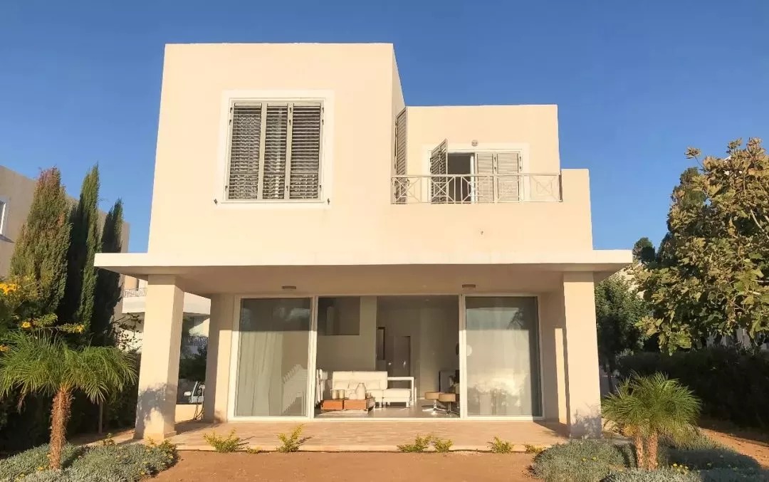 1588060758307677.jpg 640 (6).jpg