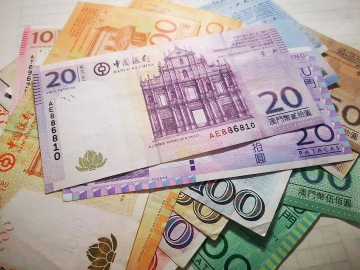 1691035534675456.jpg 373.jpg