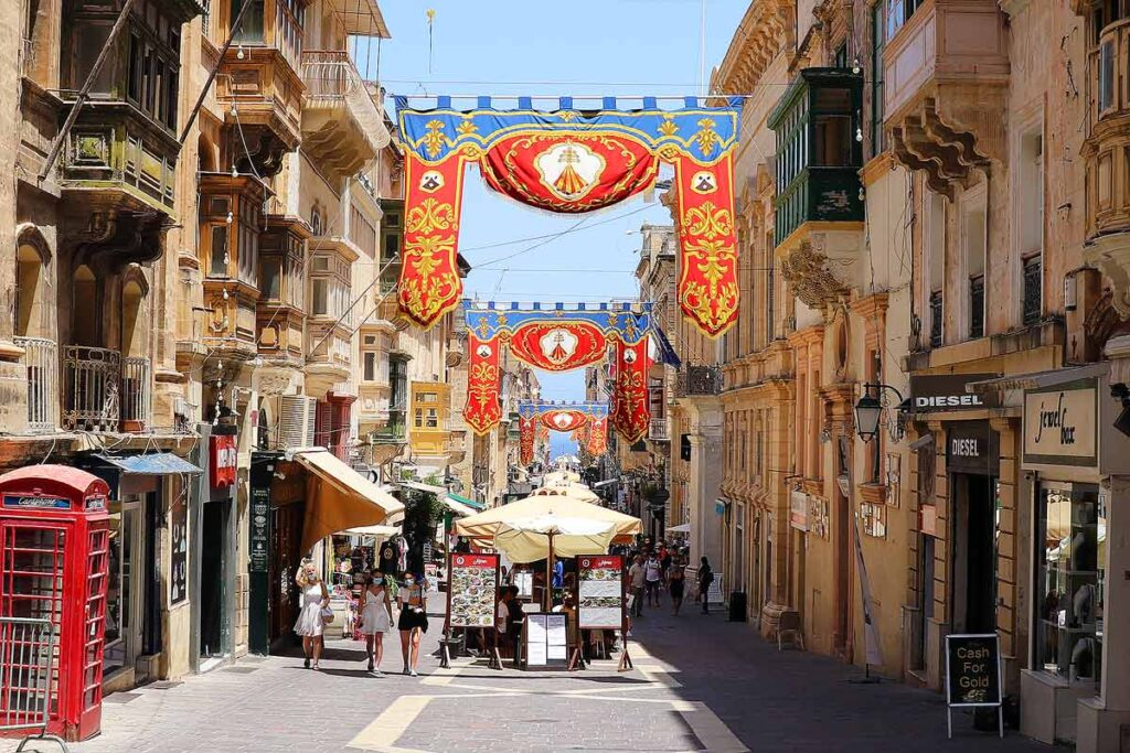 1746521906574964.png 2012.png